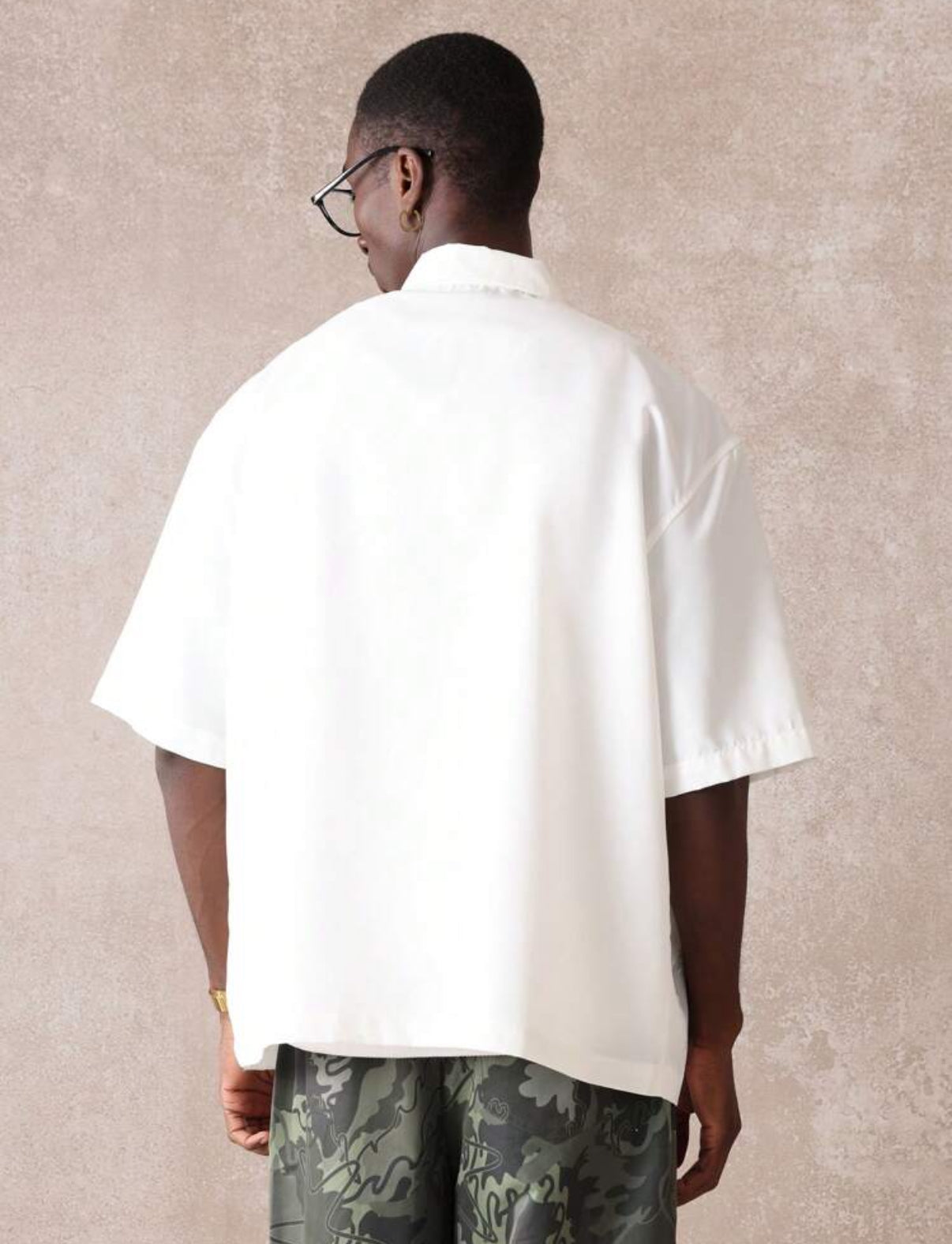 Oversized shirt with zip in white