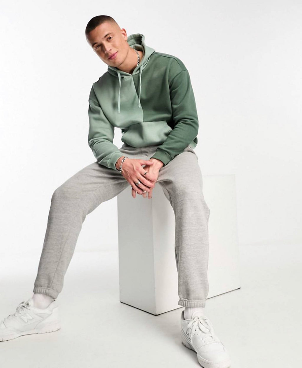 Hoodie in Colour block in Green