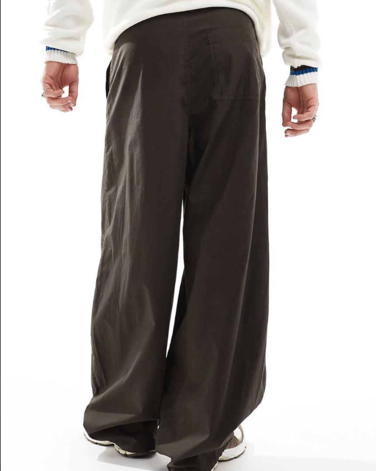 Parachute Pants in Brown