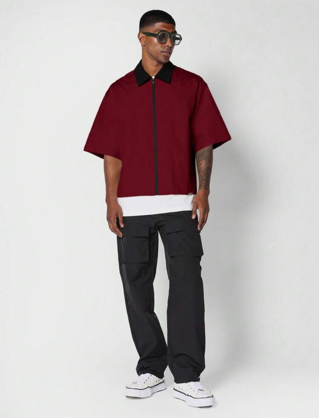 Oversized Shirt with creative director print in burgundy