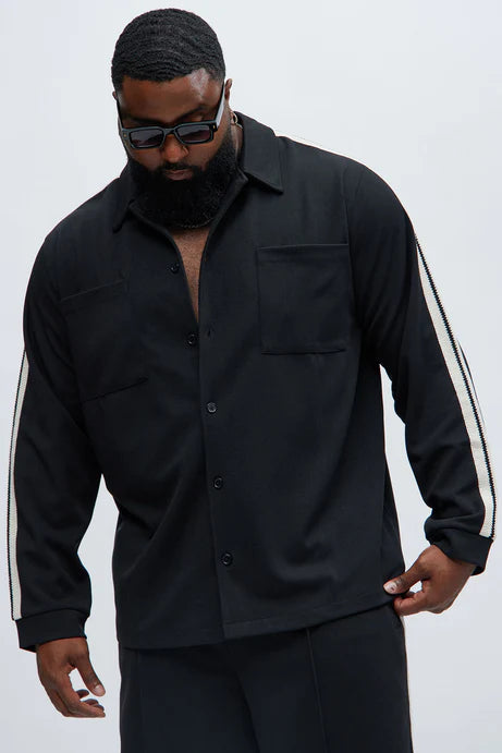 Ray overshirt in black with white sleeve strip